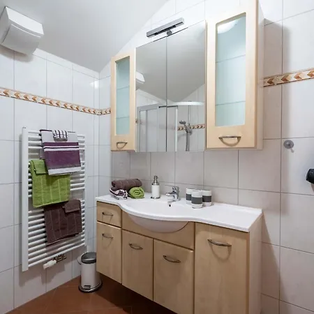 Weitblick By We Rent *